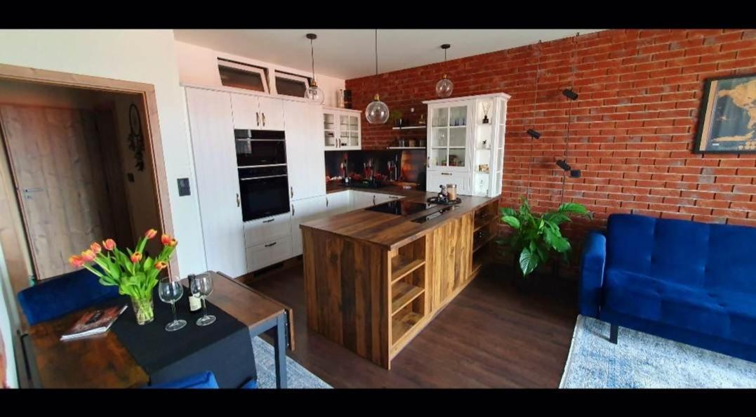 Apartman Jako Doma Ołomuniec Zewnętrze zdjęcie